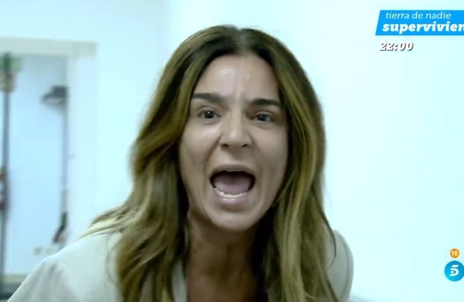 Video completo: El ataque de ansiedad de Raquel Bollo mostrando su odio a Rocío Carrasco